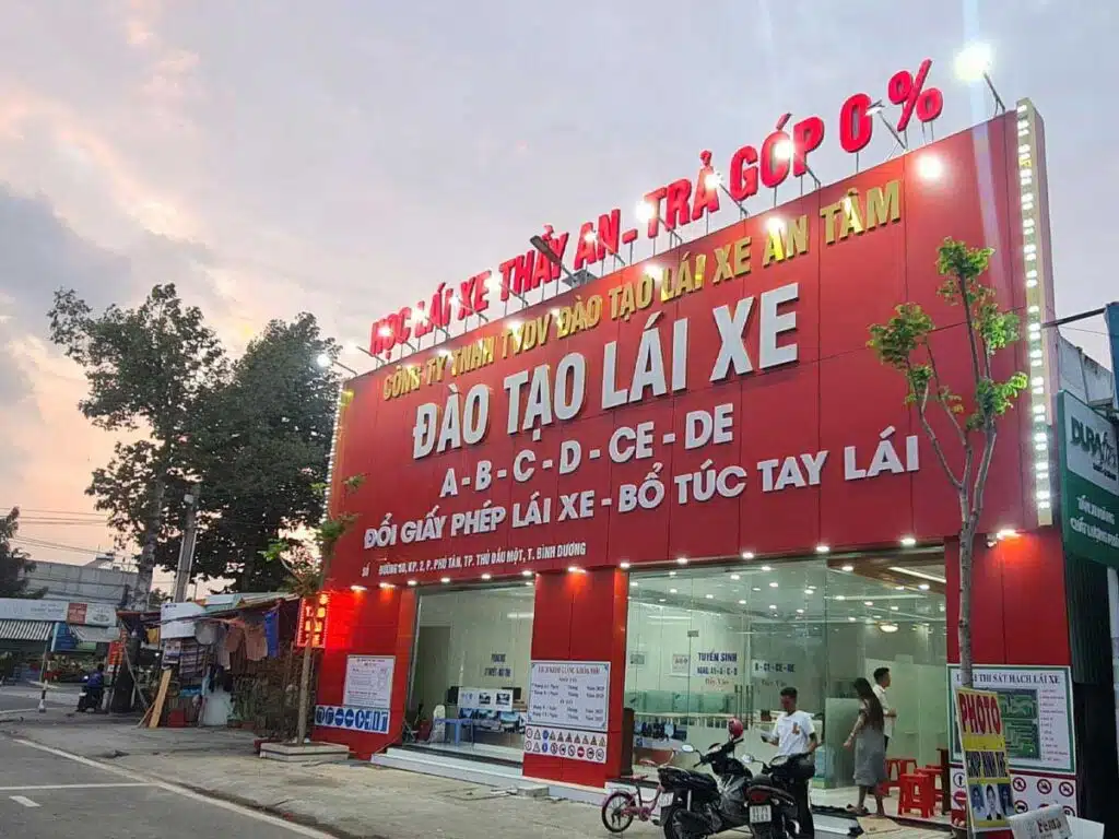 Học Bằng Lái Xe Ô Tô Tại Bình Dương - Tỷ Lệ Đậu 100% Lần Đầu 3 Học Bằng Lái Xe Ô Tô Hạng B Tại Dĩ An