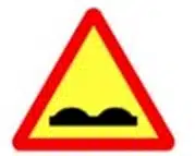 Biển báo này có ý nghĩa như thế nào? Biển báo này có ý nghĩa như thế nào?